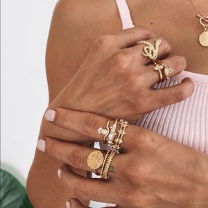 Beginning Boutique Ring Set